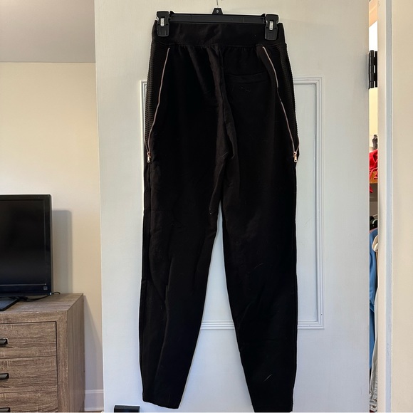 LIME AND VINE ZIPPER JOGGERS - Picture 3 of 5